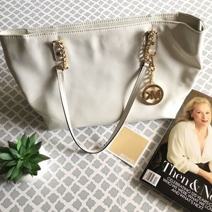 MICHAEL KORS®️ White (Cream) PURSE.